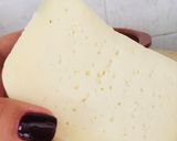 Foto del passaggio 1 della ricetta Fonduta di pecorino e miele 🍯