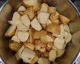 A picture of step 2 of 35 minute crispy potatoes.