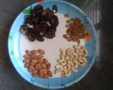 நட்ஸ் லட்டு(Nuts laddu) ரெசிபி ஸ்டேப் 1 புகைப்படம்