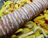 Kolbászos savanyú káposztával töltött karaj recept fázis 4 fotója
