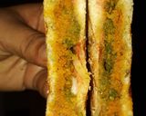 A picture of step 4 of Motton kheema sandwich.