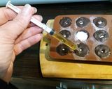 Foto del paso 3 de la receta: Bombones rellenos de licor 🍒🍸 (segunda parte)