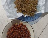 Foto langkah ke 1 dari resep Teri Kacang Balado.