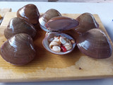 Almejas rellenas empapeladas