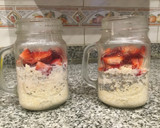Foto del paso 5 de la receta: Desayuno para llevar de frutilla y bananas. Overnight oats!