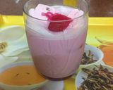 A picture of step 1 of Milkrose with Gulkand icecream.
