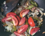 Foto langkah ke 4 dari resep Ikan patin bumbu kecap.