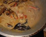 Foto langkah ke 11 dari resep Mangut Ikan Pe (Pari Asap).