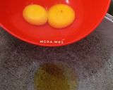Foto langkah ke 2 dari resep Orak Arik Telur Sosis.