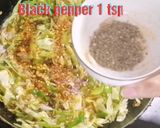 A picture of step 7 of Chicken flower buns recipe.