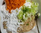 Foto langkah ke 1 dari resep Dimsum Ayam dan Udang Isi Keju Lumer.