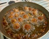 Foto langkah ke 3 dari resep Hokkien Meatballs.