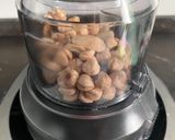 Foto del passaggio 1 della ricetta 235 • Biscotti croccanti con frutta secca e albumi