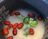 Hình bước làm 2 của món Chè Bo Bo Bạch Quả Táo Đỏ