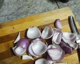 A picture of step 1 of Capsicum Pyaaz Ki Sabzi.