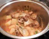 Foto del paso 6 de la receta Dorada con patatas y champiñones