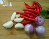 Foto langkah ke 1 dari resep Tumis Pepaya Pedas.