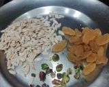 A picture of step 2 of Jaggery and carrot rice.