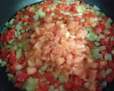 Foto del paso 7 de la receta: Pollo y patatas fritas con pisto