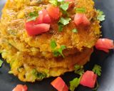 मका आणि भाताचे हेल्दी पॅनकेक (maka ani bhat pancake recipe in marathi) रेसिपी स्टेप 5 फोटो 