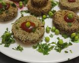 मटर पॅटीस (matar patties recipe in marathi) रेसिपी स्टेप 6 फोटो 