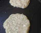 Foto del paso 5 de la receta: Tortitas de chayote