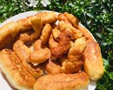 Hình bước làm 4 của món Bánh mì sữa nhân phô mai chiên
