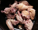 Foto del paso 6 de la receta: Pollo especiado y aromatizado en salsa de aceite dargan