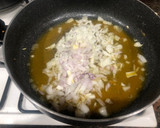 Foto del paso 3 de la receta: Zarzuela de rape, merluza y gambones