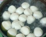 Foto langkah ke 1 dari resep Sup Bakso Ikan.