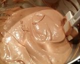 Une image de l'étape 2 de Bûche rhum chocolat.