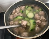 A picture of step 3 of Cucumber soup ต้มจืดแตงกวาหมูสับ.