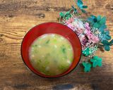 A picture of step 4 of Shrimp Stock Miso Soup.