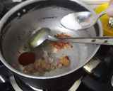 A picture of step 9 of Spicy Curry cholay.