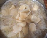 Foto del paso 5 de la receta: Guiso de calamares con patatas