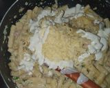Foto del paso 2 de la receta: Macarrones en salsa blanca.