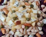 Foto del paso 3 de la receta: Ensalada de remolacha, alubias blancas, manzana y más 🥗