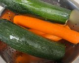 Foto del paso 2 de la receta Ensalada de Lentejas Caviar con Calabacín y Zanahoria !!!