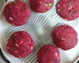A picture of step 2 of Beetroot Tikki.