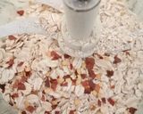A picture of step 7 of Oats crusted fried chicken.
