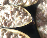 Foto del paso 2 de la receta: Berenjenas rellenas de carne con queso
