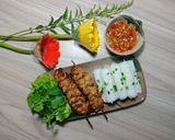 A picture of step 5 of Banh Hoi with Grilled Pork.