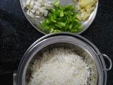 સેઝવાન રાઈસ (Schezwan Rice Recipe In Gujarati)