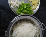 સેઝવાન રાઈસ (Schezwan Rice Recipe In Gujarati) રેસીપી સ્ટેપ1ફોટો