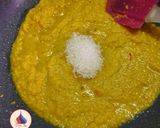 A picture of step 3 of Yellow Dates Halva.