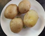 A picture of step 1 of Baked mini potato cups.