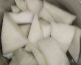 A picture of step 3 of Gulkand paan.