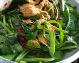 Foto langkah ke 3 dari resep Tumis kangkung terasi.