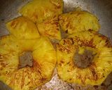 Foto del paso 1 de la receta: Sándwich piña asada, mortadela y queso