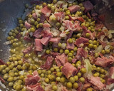 Foto del paso 3 de la receta: Guisantes con jamón